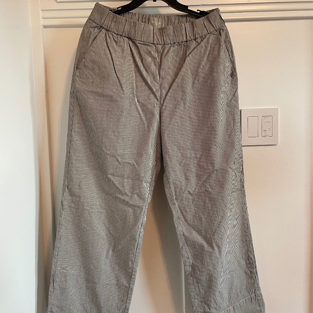 The Easy Pant Everlane